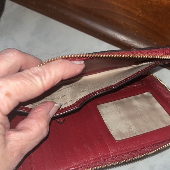 Michael Kors  Jetsetter large, flat wallet Wristlet  phone case  checkbook  NWOT - Picture 13 of 15